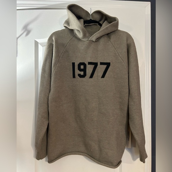 Fear of God Sweaters - NWT Essentials Fear of God Hoodie Sweater